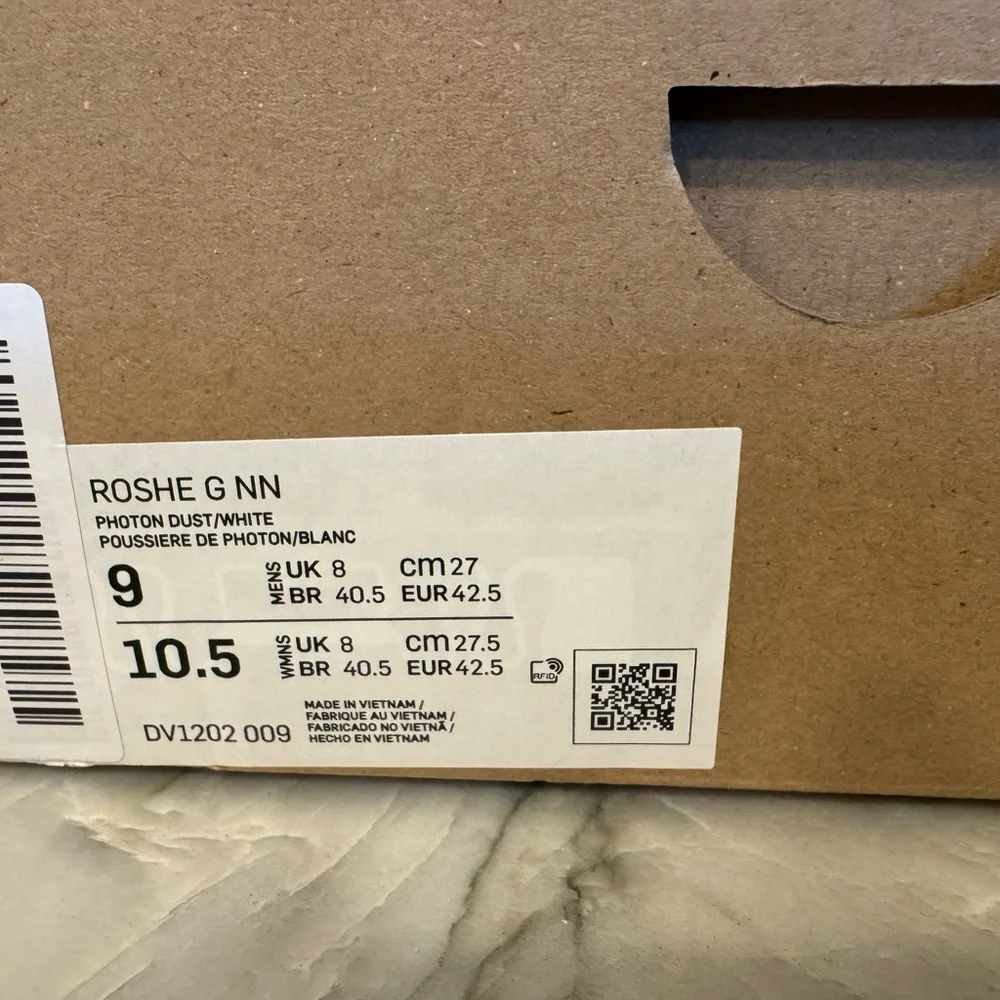 Nike Light Gray Golf Shoes - Picture 5 of 6